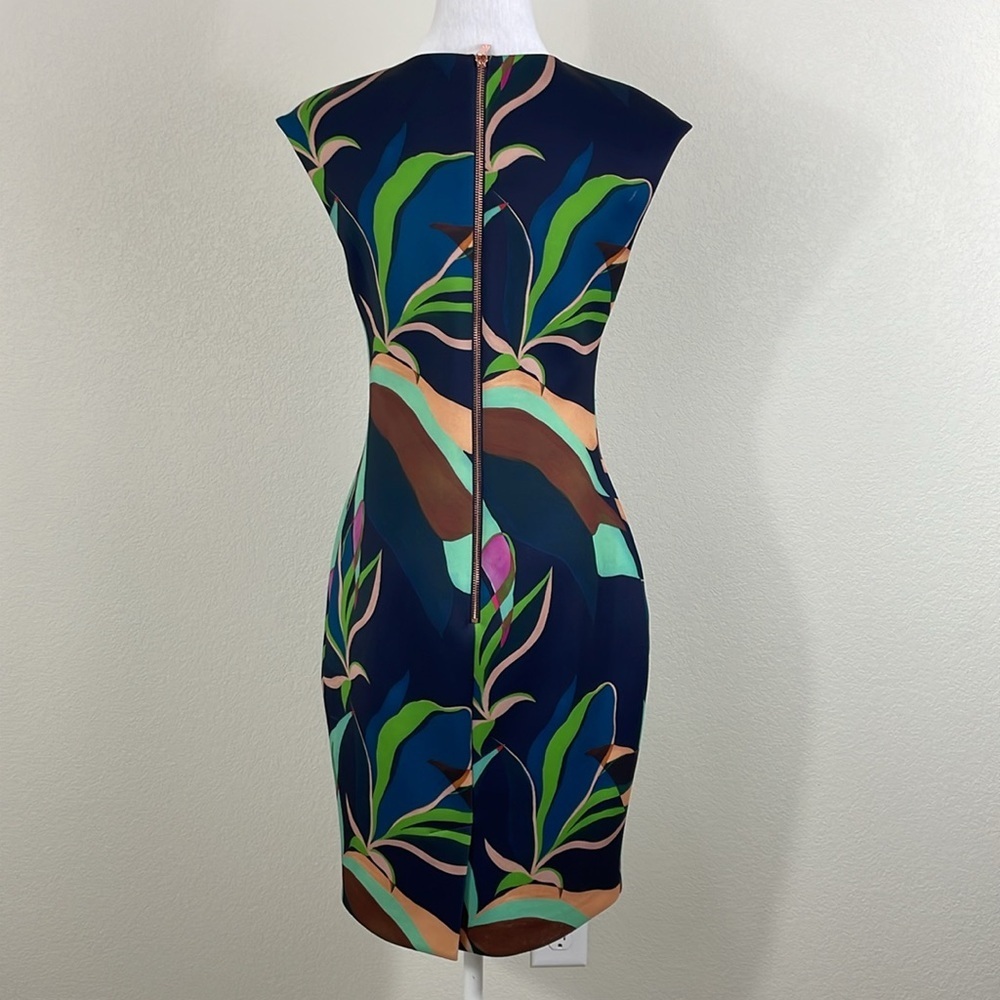 Ted Baker sleeveless floral knee length dress size 6 - Picture 4 of 7